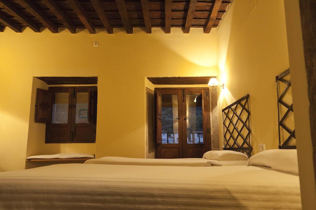 Casa Rural Con Encanto "Los Postigos" 바뇨스 데 몬테마요르 객실 사진