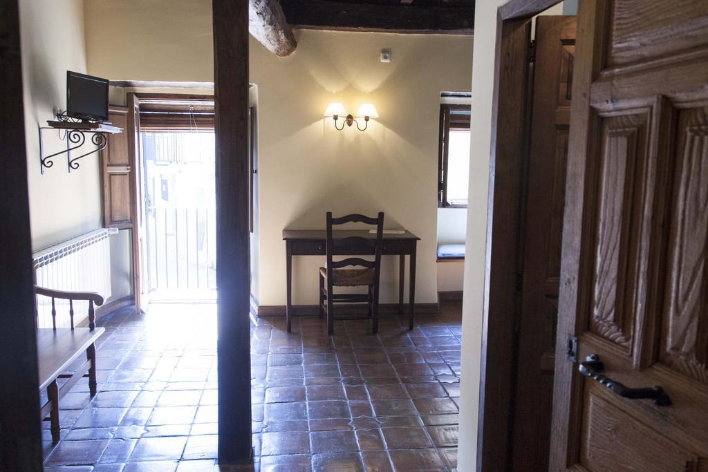 Casa Rural Con Encanto "Los Postigos" 바뇨스 데 몬테마요르 객실 사진